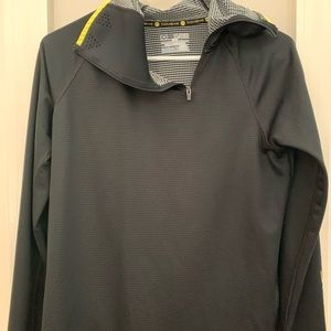 Under Armour Cold Gear hoodie